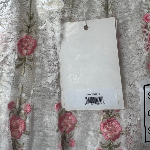 MAC DUGGAL Embroidered Long Flare Sleeve Mesh A-Line Dress - Picture 5 of 6